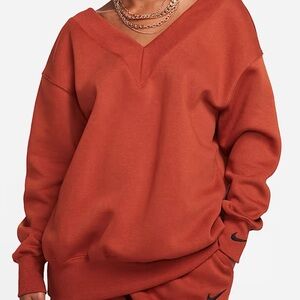 Nike Sportswear Phoenix fleece oversized sweatshirt 

New no tags.